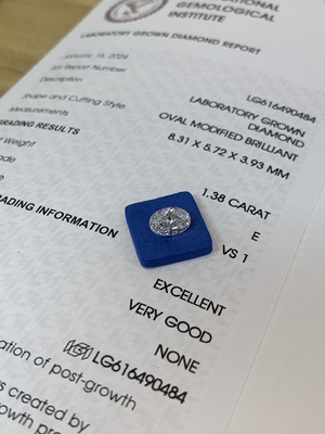 1.38ct Oval Cut Lab Grown Diamond CVD E VS1 EX VG N IGI Zertifiziert